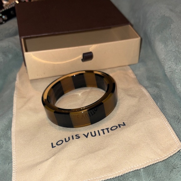 Louis Vuitton Black and Amber Striped Resin Bangle RARE - Picture 3 of 5